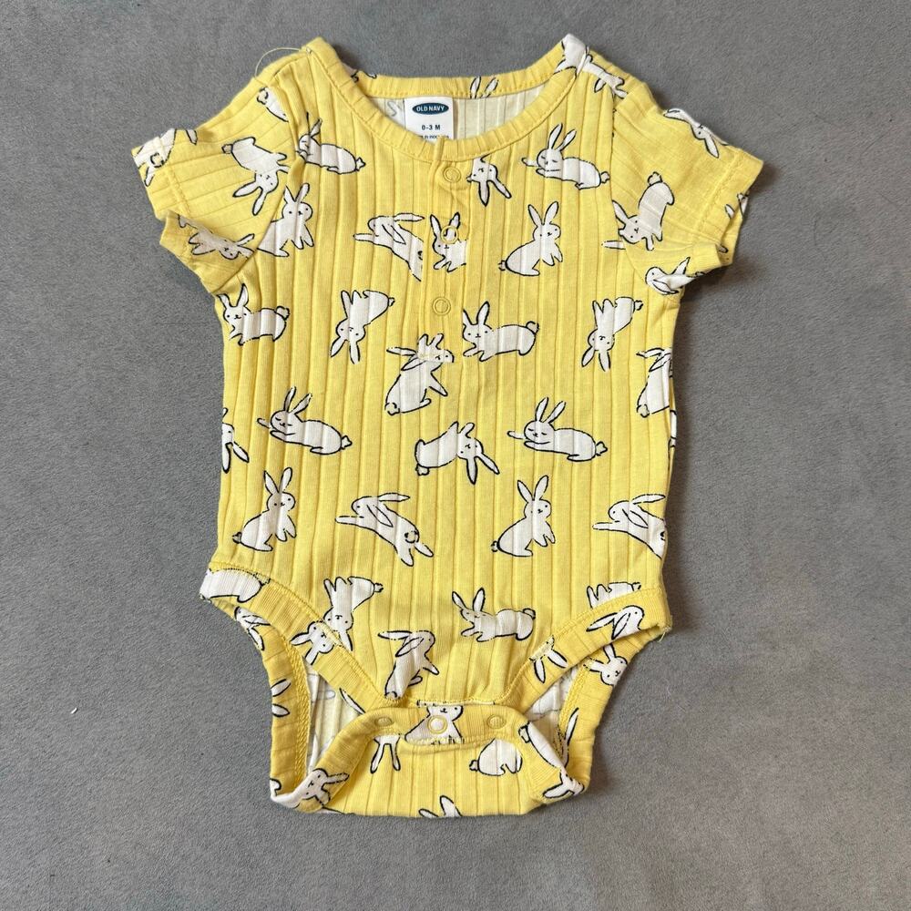 Old Navy Yellow Ribbed Bunny Print Baby Onesie Bodysuit Romper Easter Boy Girl